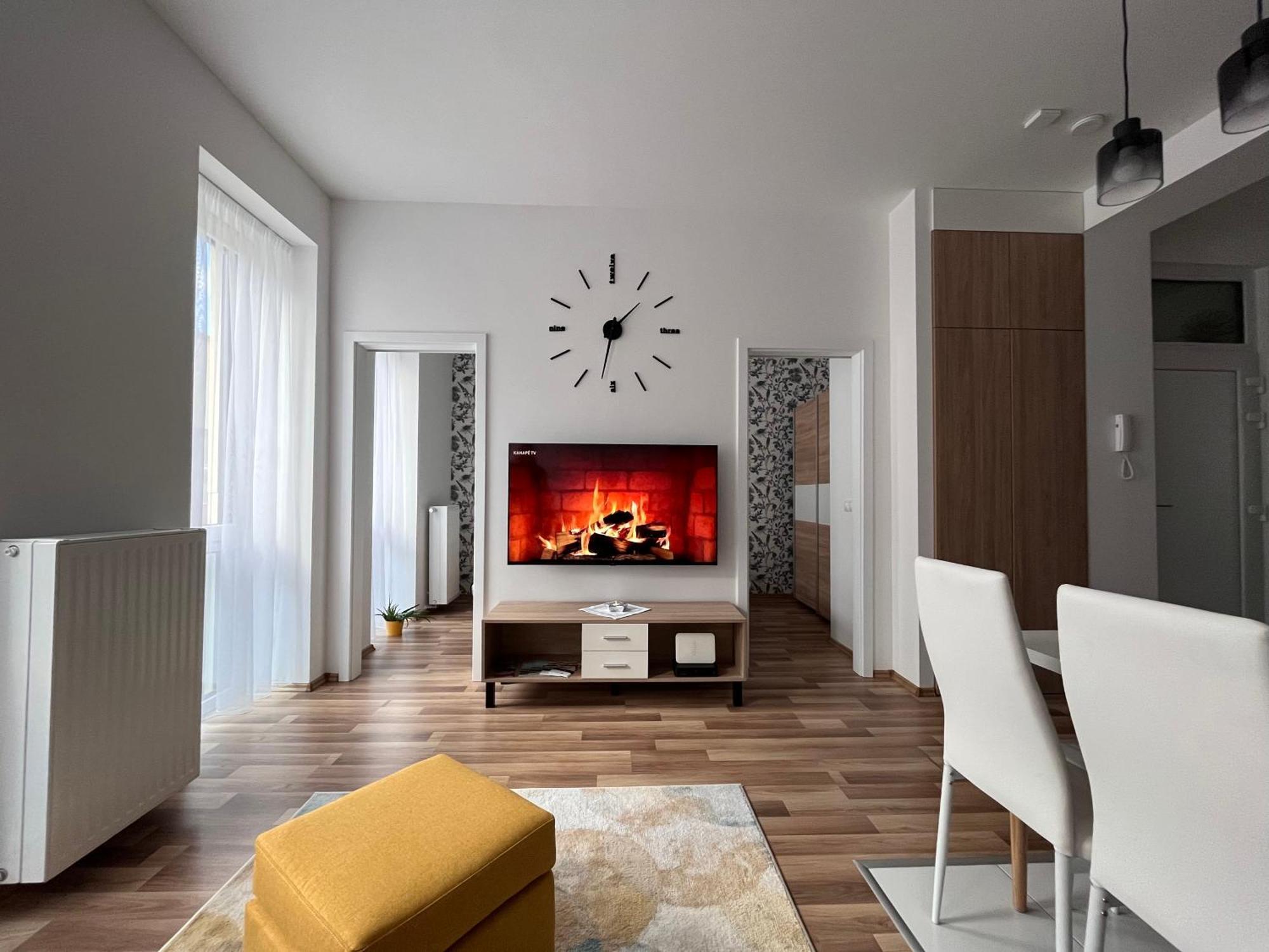 One Step Apartman - City Center Szombathely Exterior photo